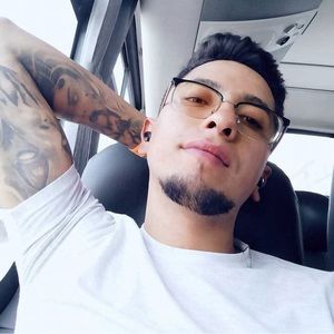 Meet your Posher, Andres